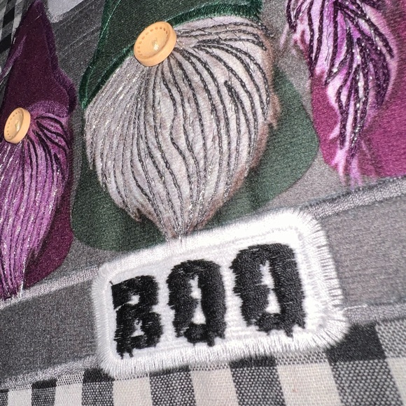 NWT 2022 release 🎃 Gnome BOO Throw Pillow 20” Orange 🍂 Fall Halloween - Picture 3 of 5